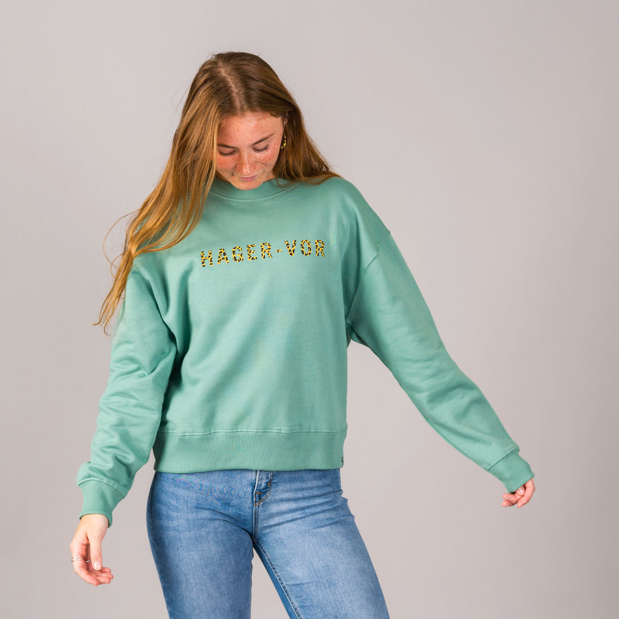 Leopard Print Dropped Shoulder Sweatshirt