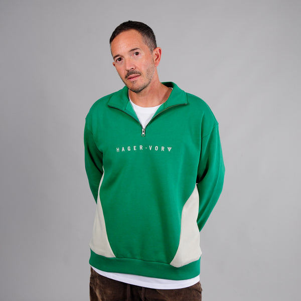 Classic Embroidered Panel 1/4 Zip Sweatshirt